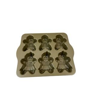 Nordic Ware Gingerbread baking pan cakelet‎ overproof Christmas